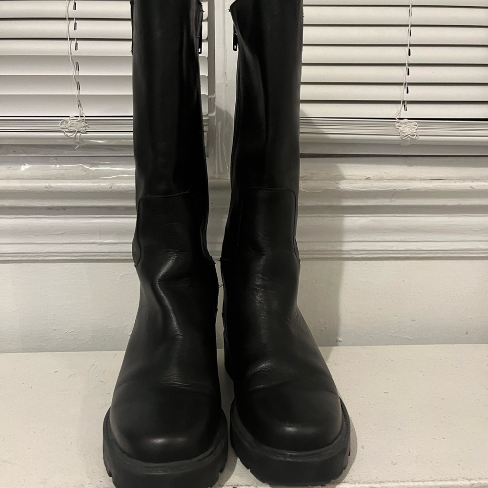 André Assous   - Riding boots Size 7 New no Box .(Best Offer)